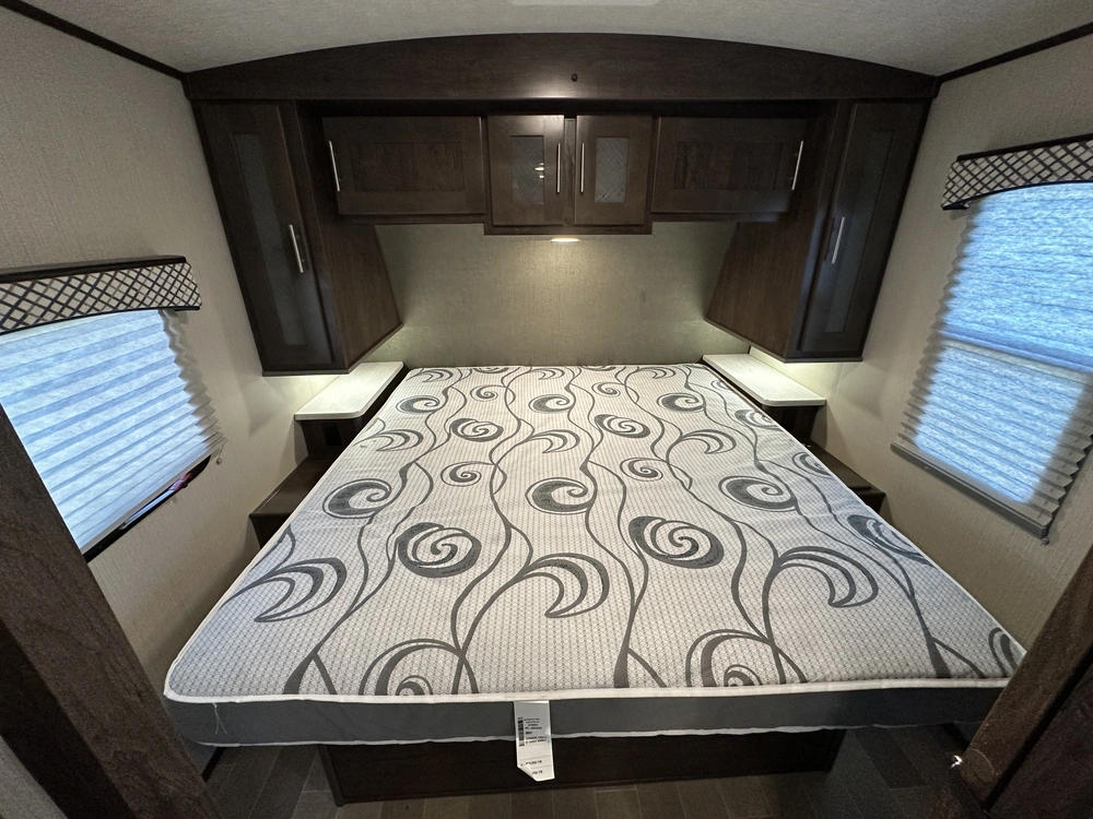2020 Cruiser Rv Embrace El275 alt