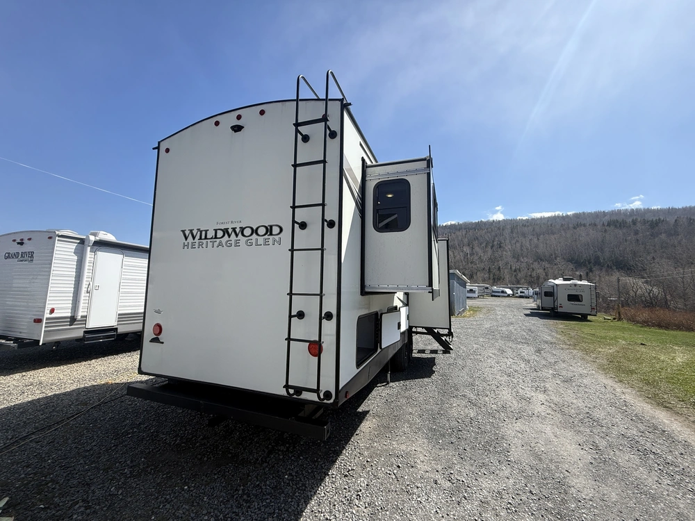 Wildwood 372rd 2022 alt