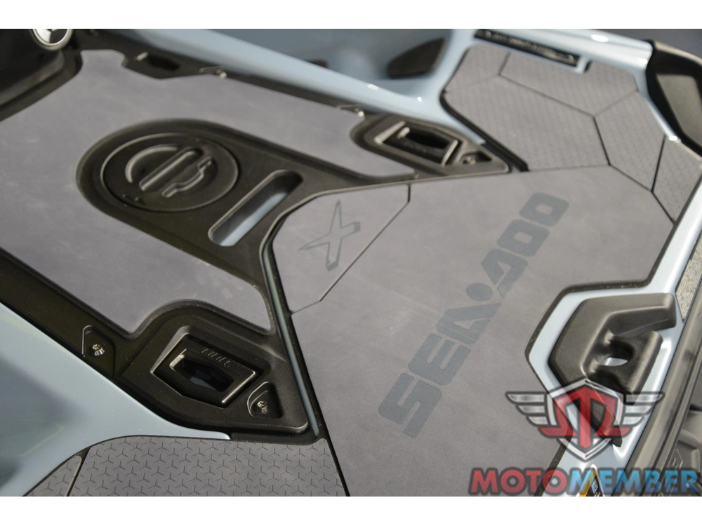 2024 Sea-doo Rxt-x™ 325 Ice Metal / Manta Green alt