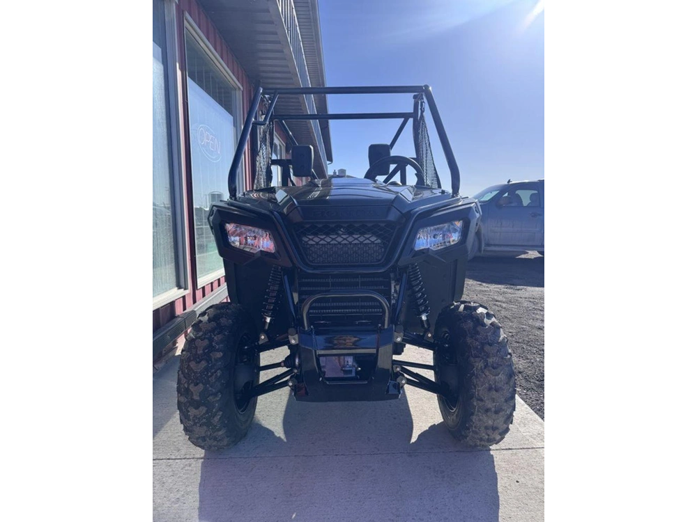 2026 Honda Pioneer 520 alt