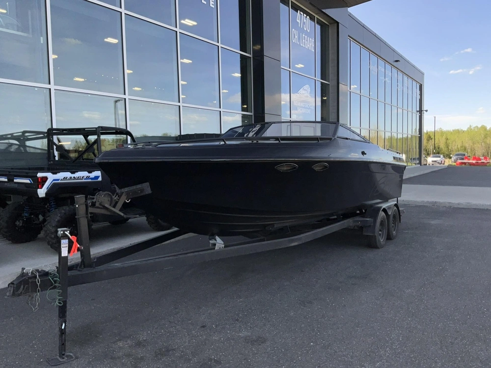 1990 Baja Boats Outlaw 27 alt