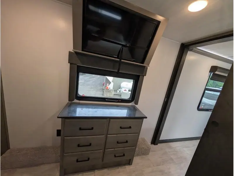 2023 Keystone RV Montana
