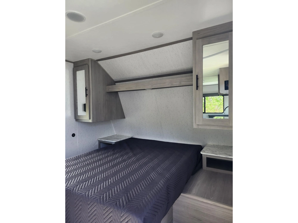 2022 Keystone Rv Coleman 202 Rd alt
