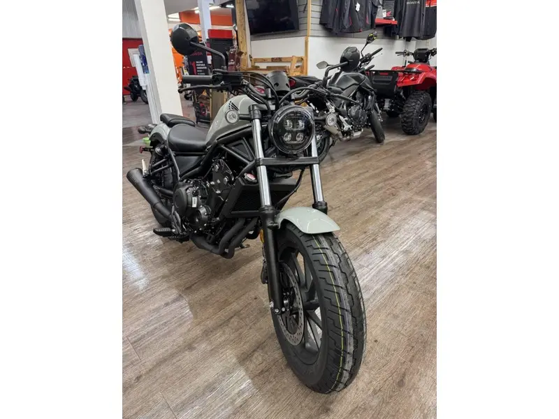 2026 Honda Rebel 500 ABS thumbnail 2