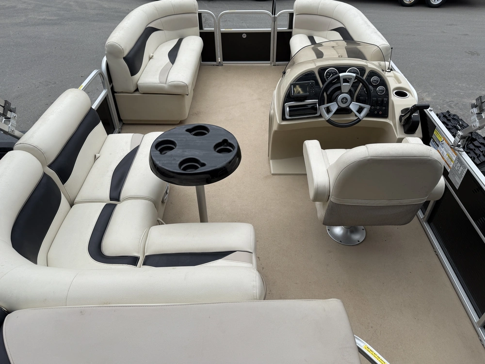 2014 Other Sweetwater 1880 W/50hp Yamaha Fourstroke alt