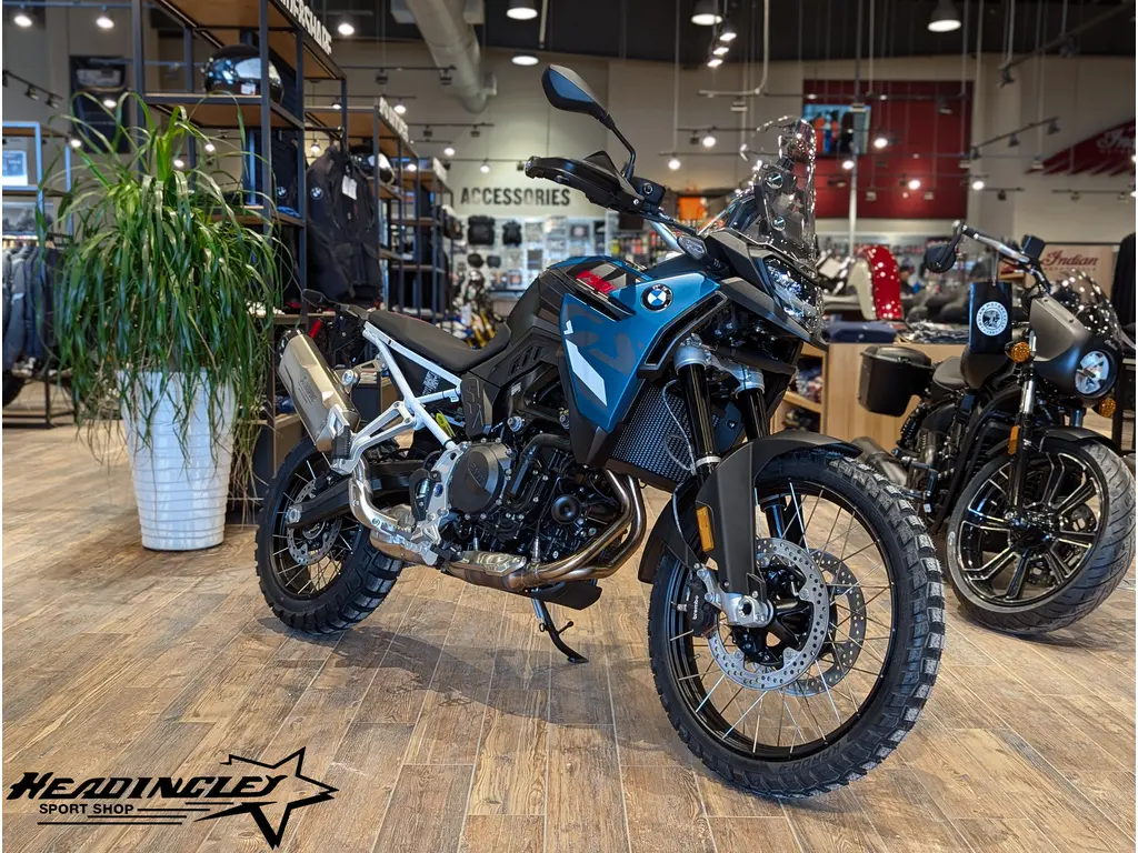 2026 BMW F 900 GS // Snapper Rocks Blue Matte 