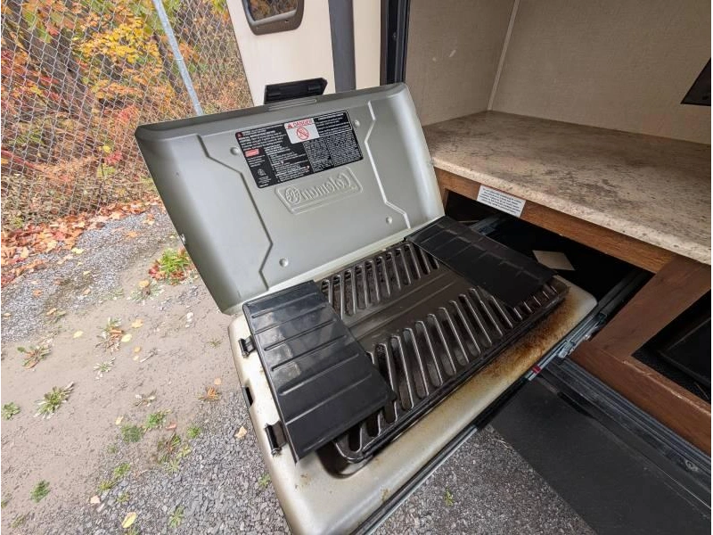 Coachmen Chaparral 29rls 2016 alt