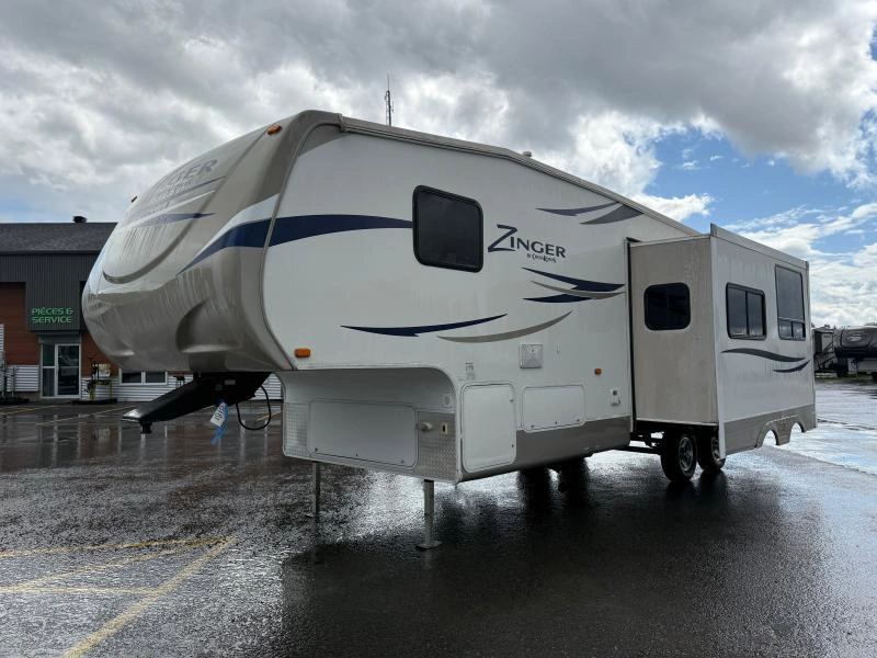 Crossroads Zinger 290bh 2013 alt