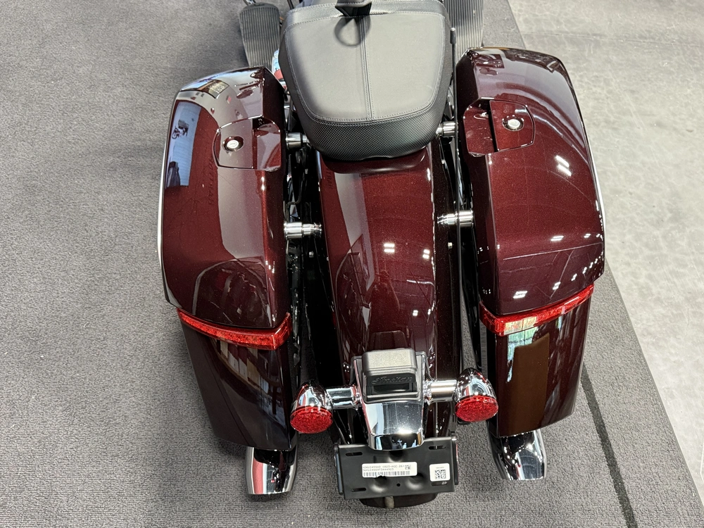 2026 Indian Motorcycle Challenger Limited 112 alt