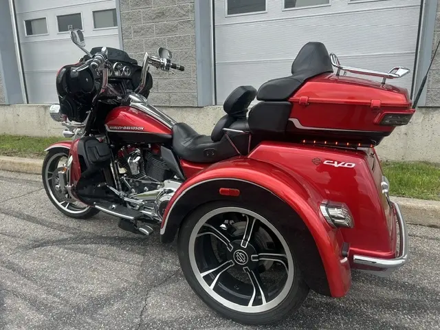 2021 Harley-Davidson Tri Glide UltraFLHTCUTGSE