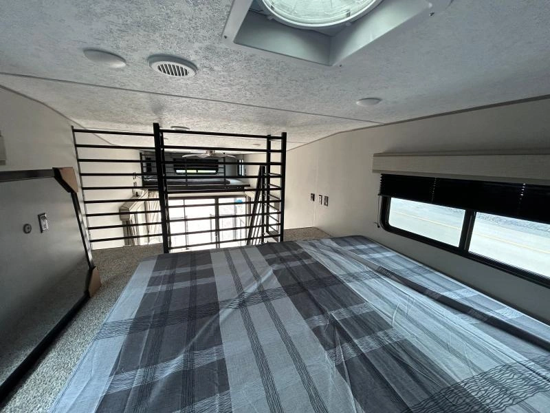 Coachmen Catalina 18rdl 2024 alt
