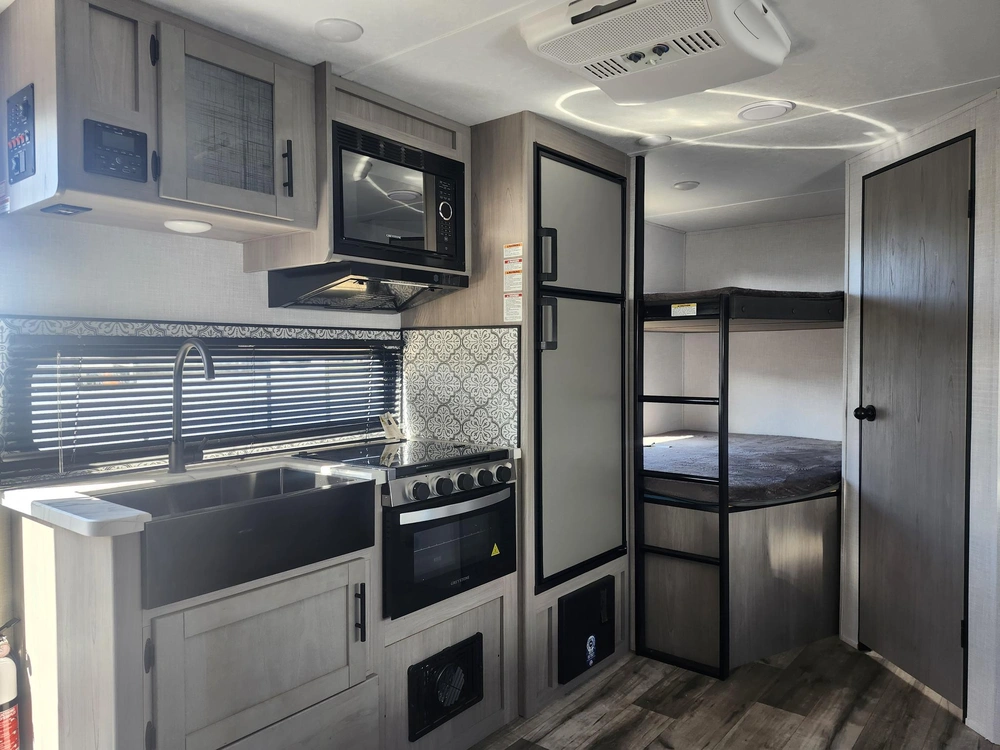 Keystone Rv Coleman 1905 Bh 2022 alt