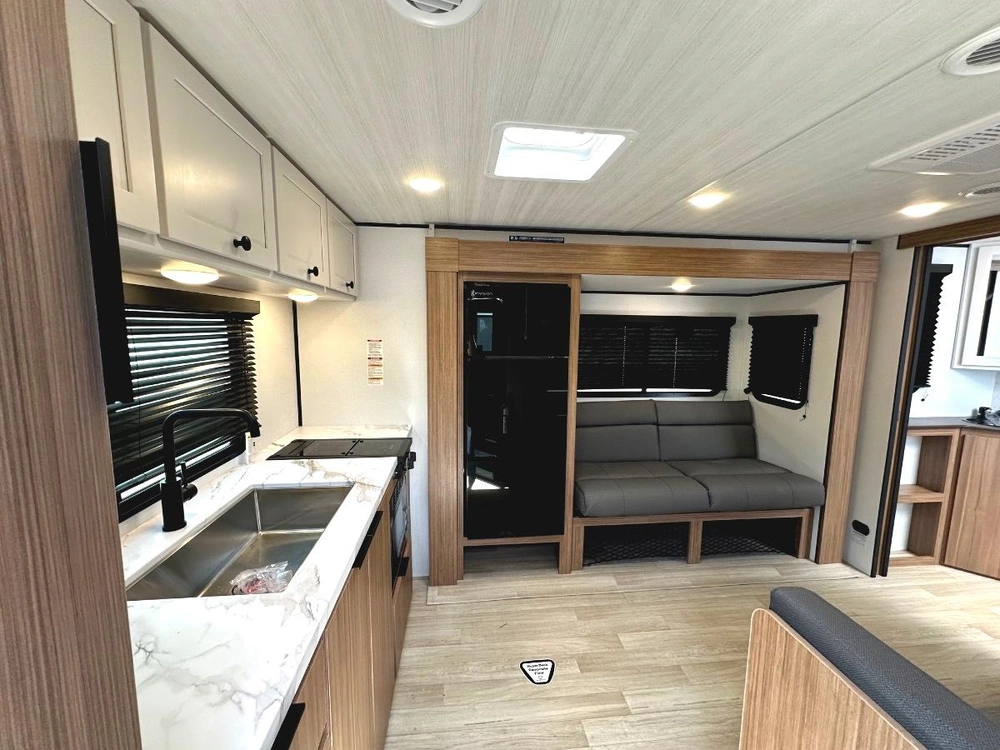 Keystone Rv Passport 210rkc 2026 alt