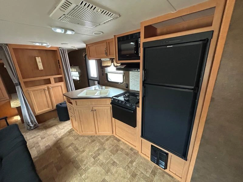 Shasta Oasis 30qb 2014 alt