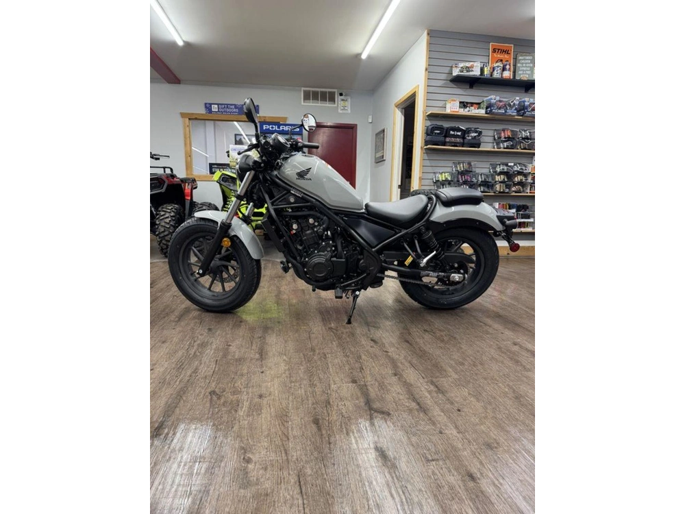 2026 Honda Rebel 500 Abs alt