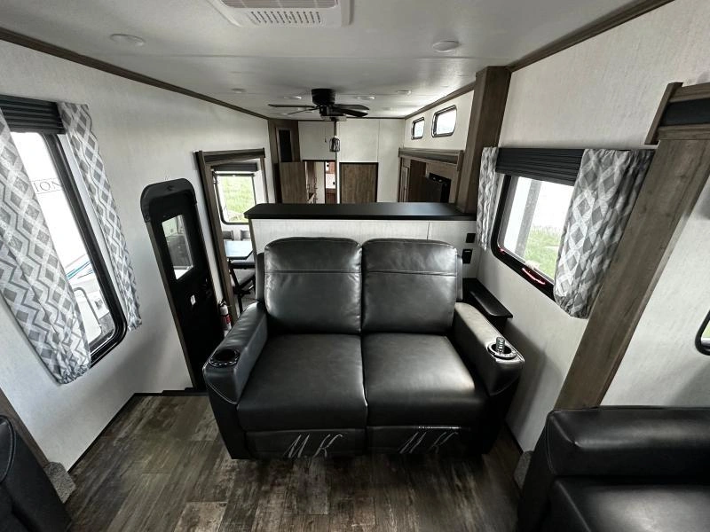 Forest River Sabre 37flh 2022 alt