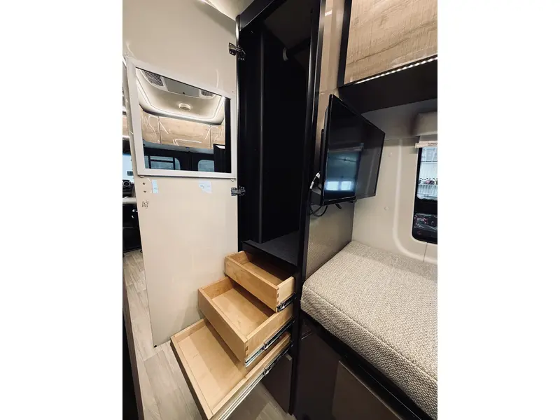 2023 Winnebago ERA 70A thumbnail 13