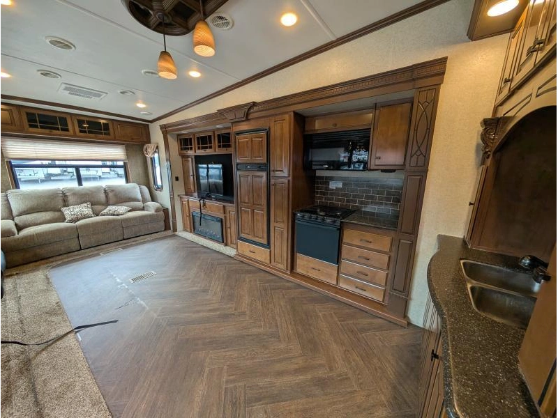 Heartland Gateway 3200rs 2015 alt