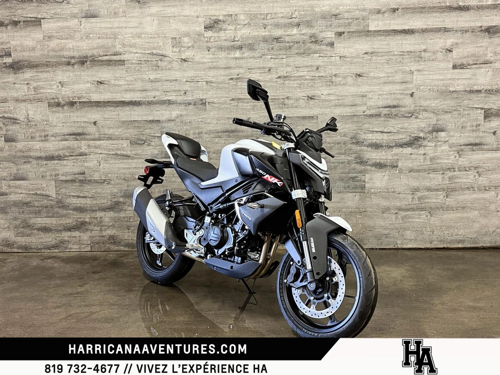 2025 Cfmoto 450nk Blanc alt