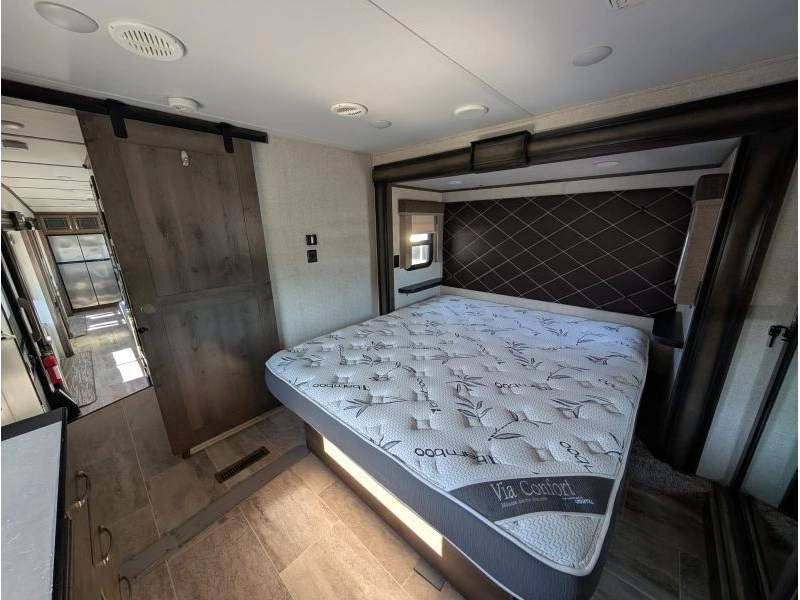 Keystone Rv Montana 3700lk 2019 alt