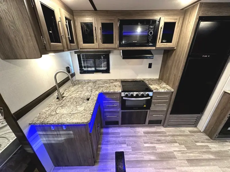 2020 Crossroads RV 280BH ZINGER thumbnail 29