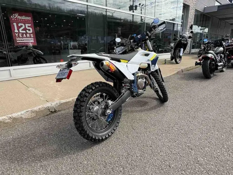 2025 Husqvarna FE 501s thumbnail 4
