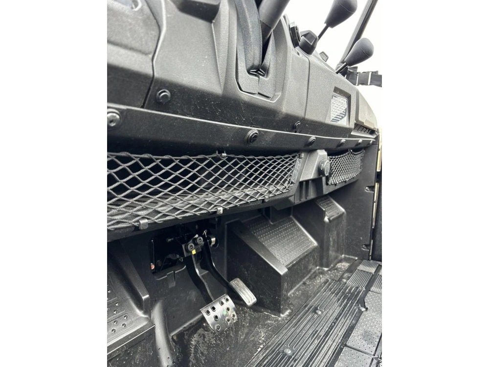 2026 Honda Pioneer 700-2p Dlx alt