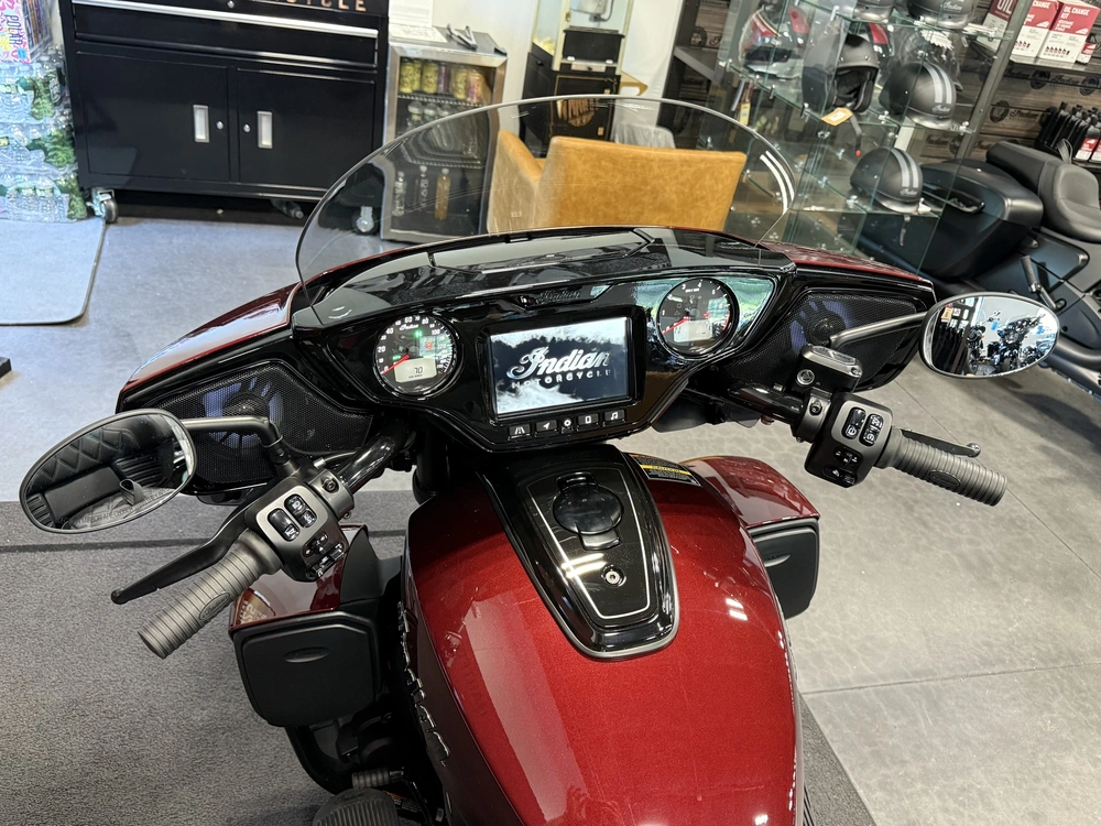 2026 Indian Motorcycle Roadmaster Powerplus Dark Horse 112 alt