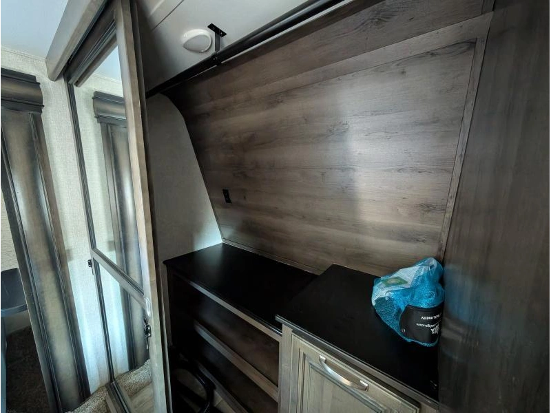 Keystone Rv Montana 3700lk 2019 alt