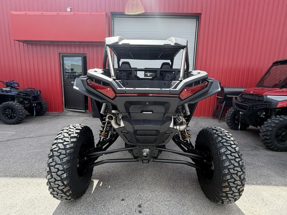 2026 Polaris Rzr Xp S 1000 Ulitmate Gray alt