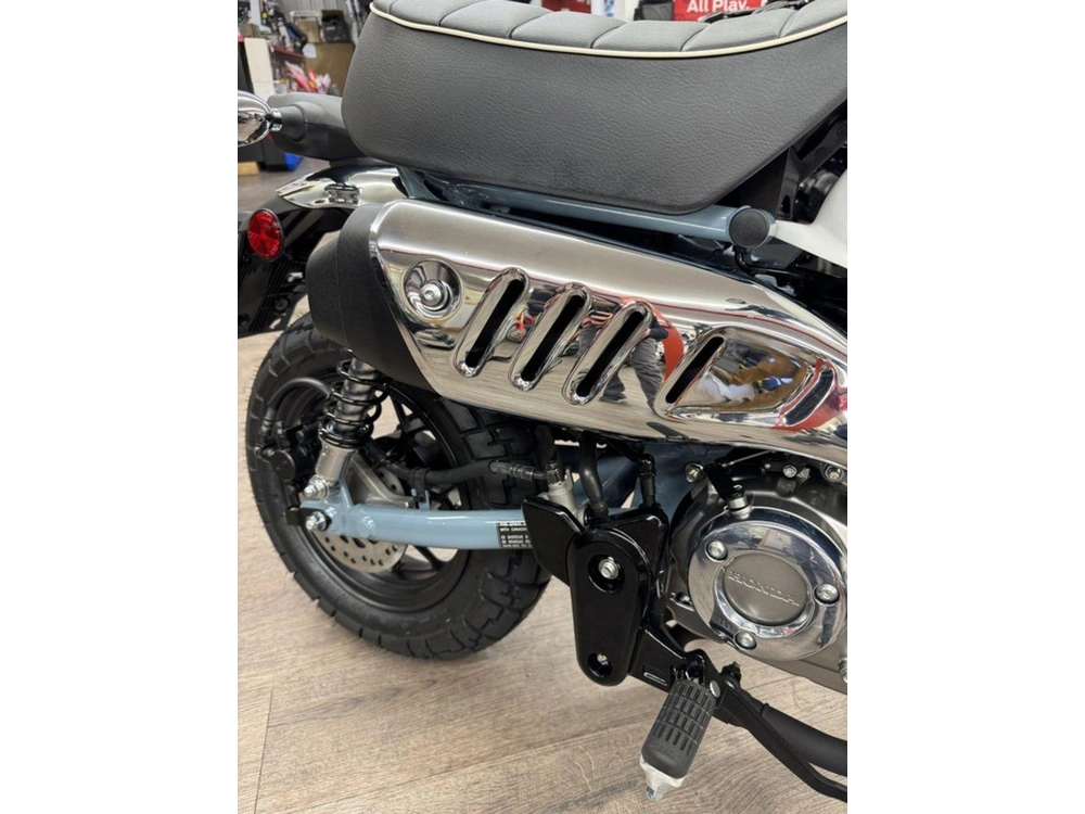 2025 Honda Monkey Abs alt