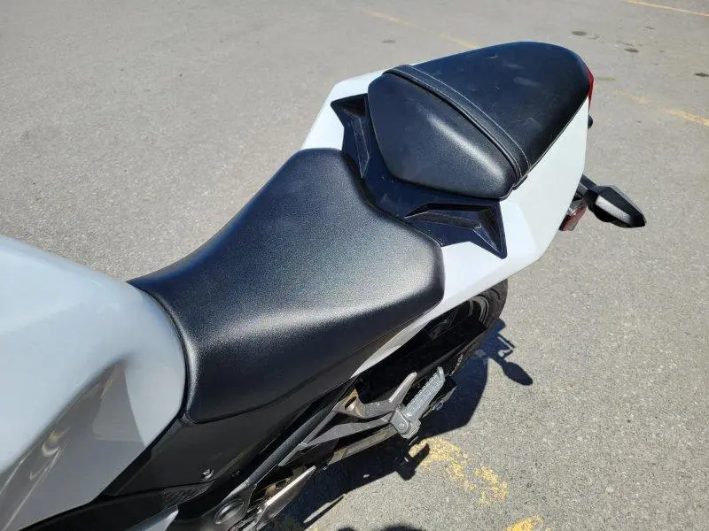 2017 Kawasaki NINJA 300 EX thumbnail 12