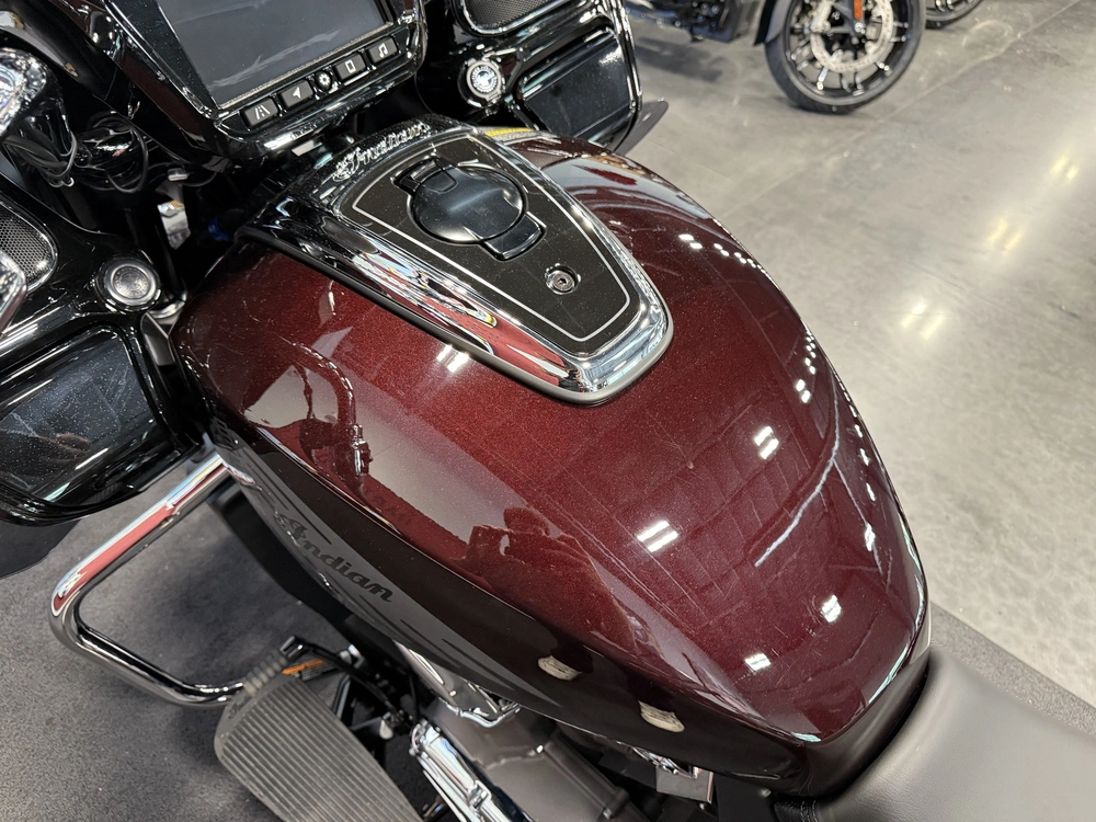 2026 Indian Motorcycle Challenger Limited 112 alt