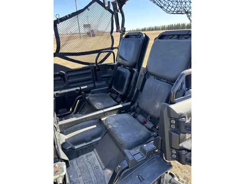 2025 Honda Pioneer 700-4P DLX thumbnail 10