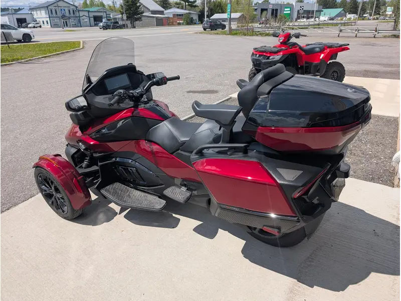 2024 Can-Am SPYDER RT LIMITED thumbnail 9