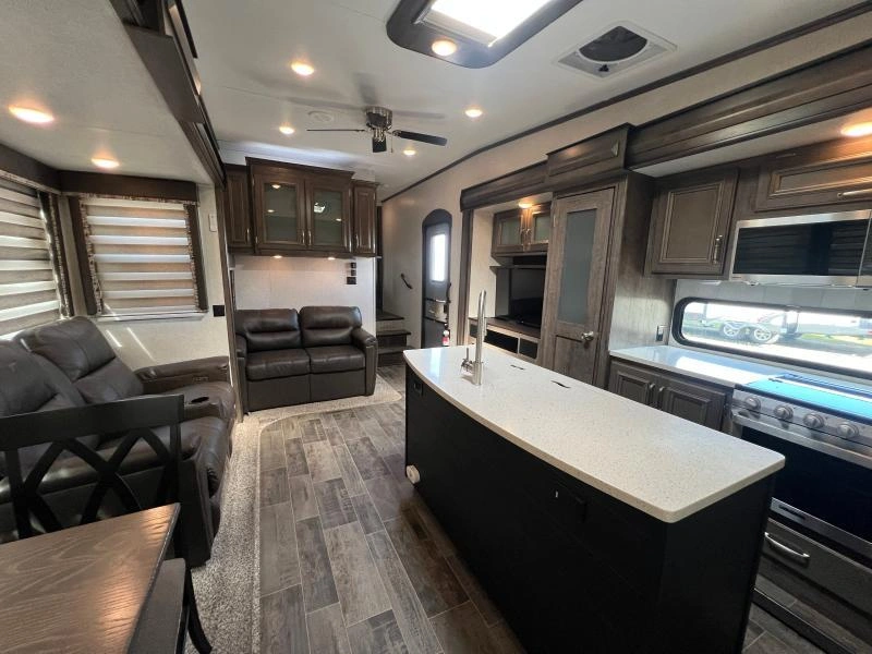 Keystone Rv Montana 320mk 2019 alt