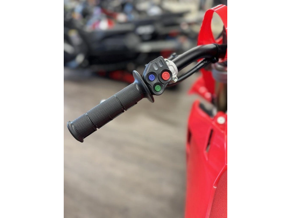 2026 Honda Crf250r alt