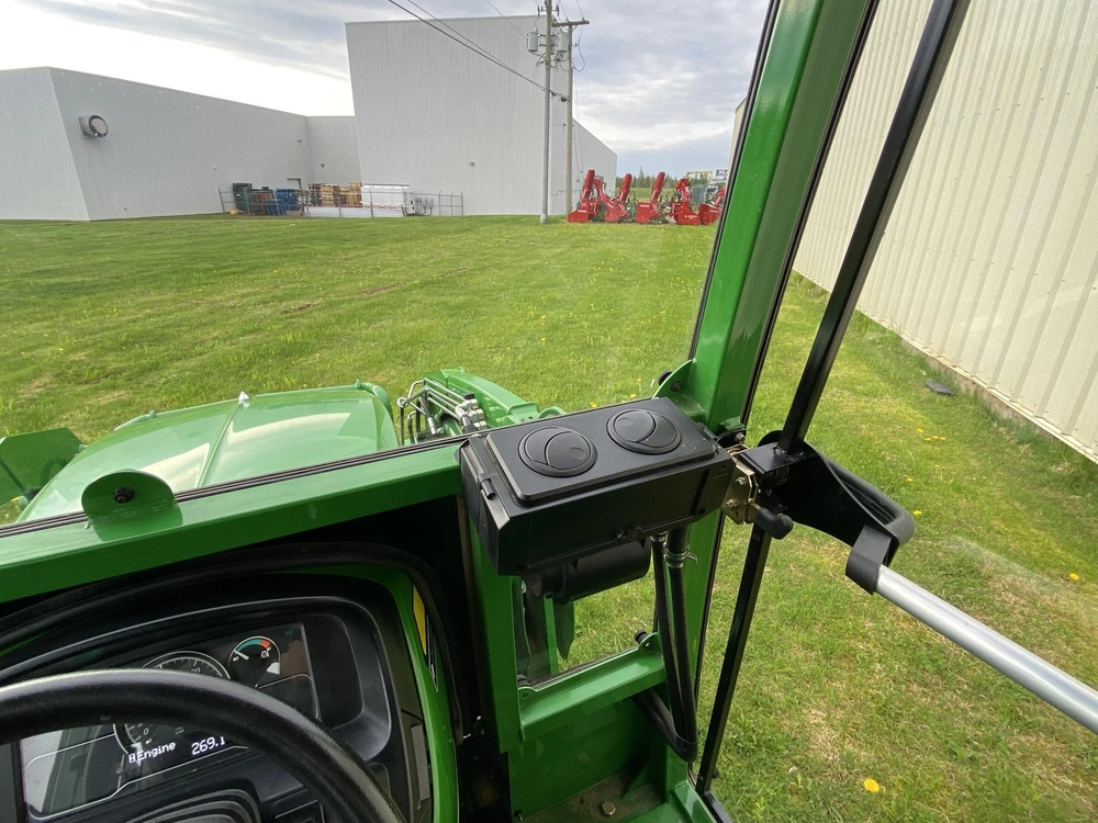 John Deere 2032r 2020 alt
