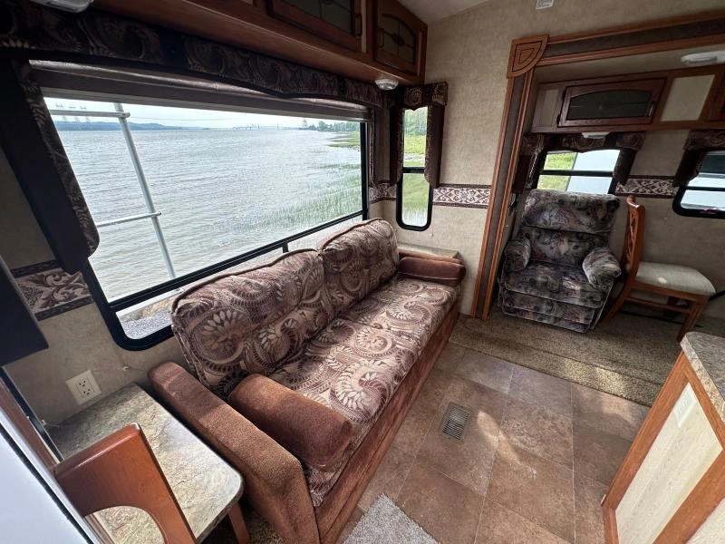 2013 Palomino Sabre 250rlfd alt