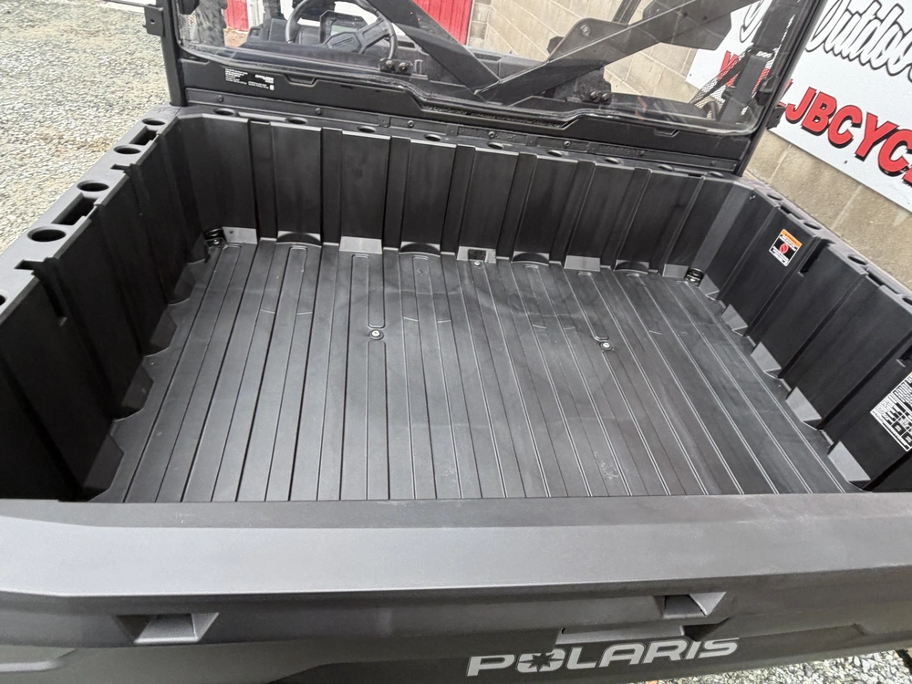 2025 Polaris Ranger 1000 Premium Gray alt