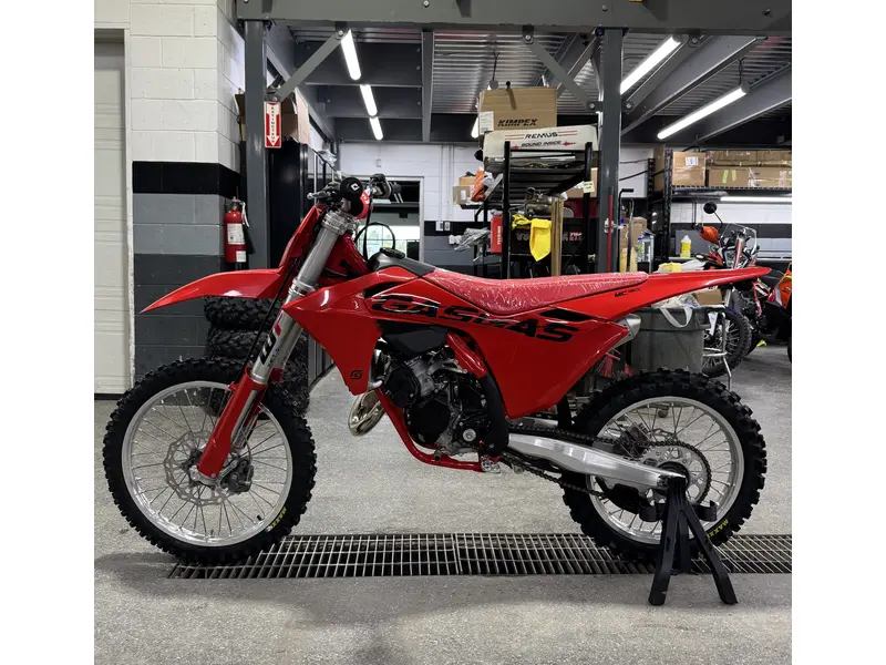 2025 GASGAS MC 150 thumbnail 5