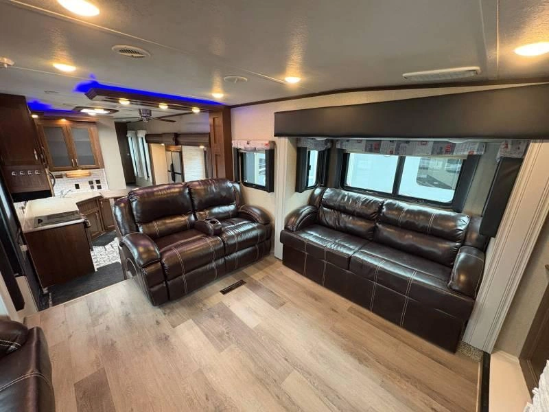 Keystone Rv Montana 380th 2018 alt