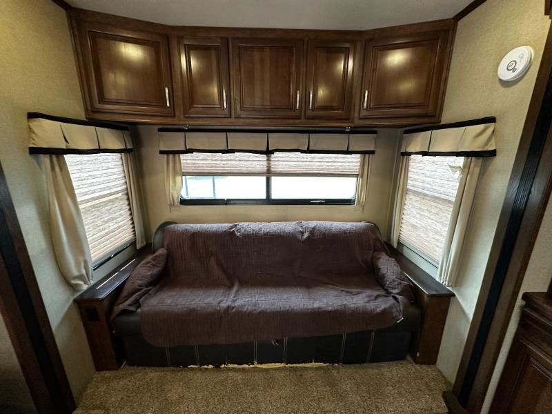 Grand Design Solitude 369rl 2015 alt