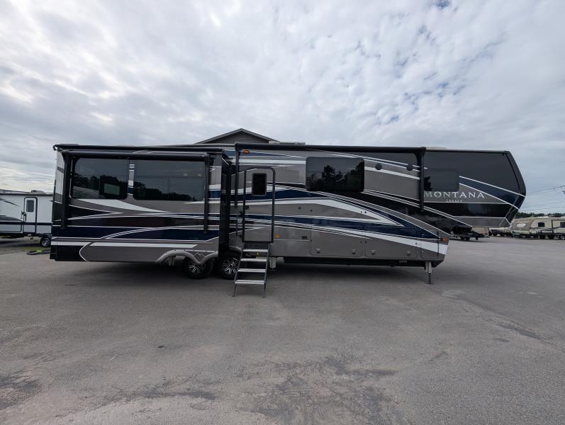 2023 Keystone RV Montana thumbnail 2