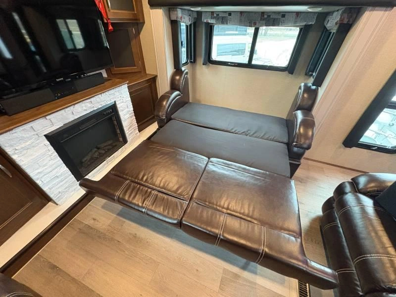 Keystone Rv Montana 380th 2018 alt