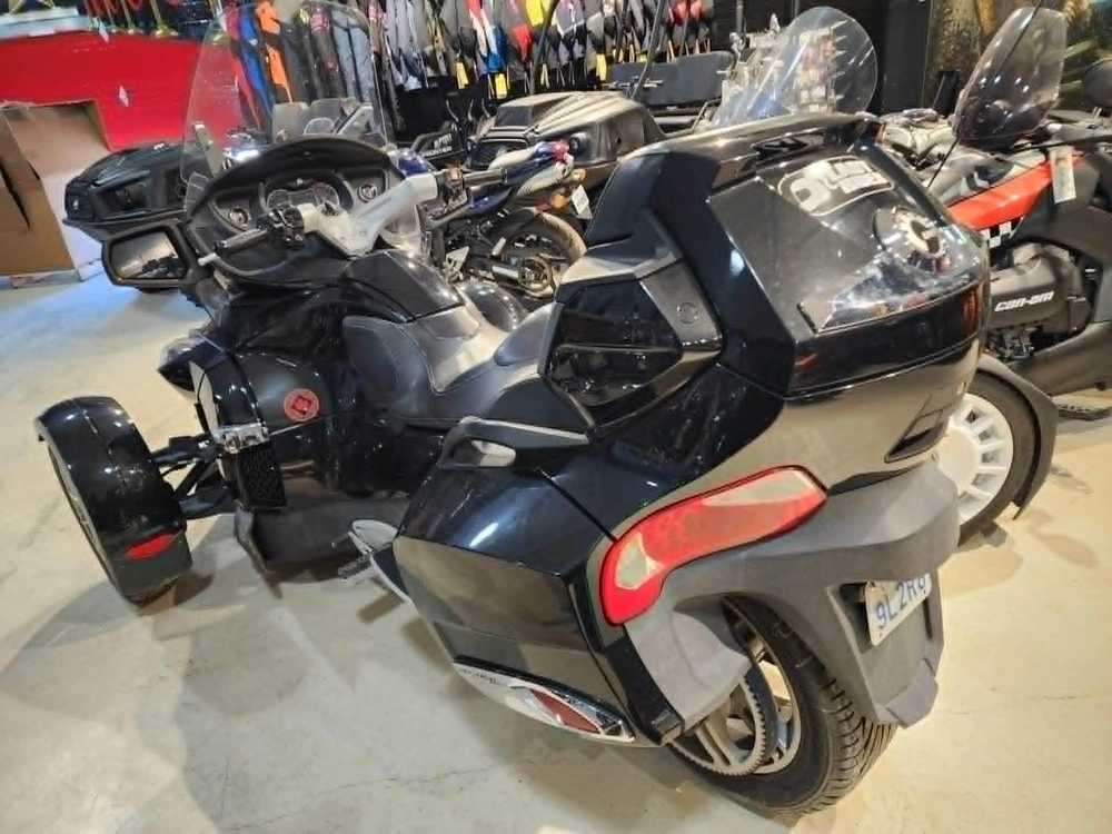 2011 Can-am Rt S 991 alt