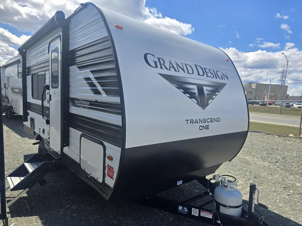 Grand Design Transcend 151rb  2026