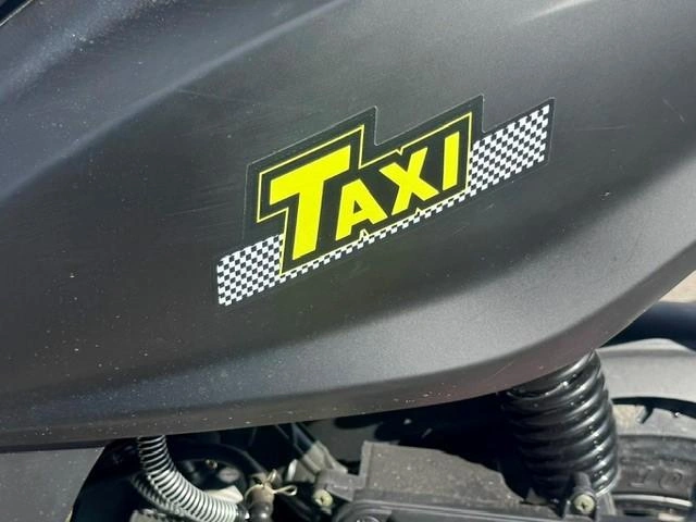 2023 Equinox Taxi 50 alt