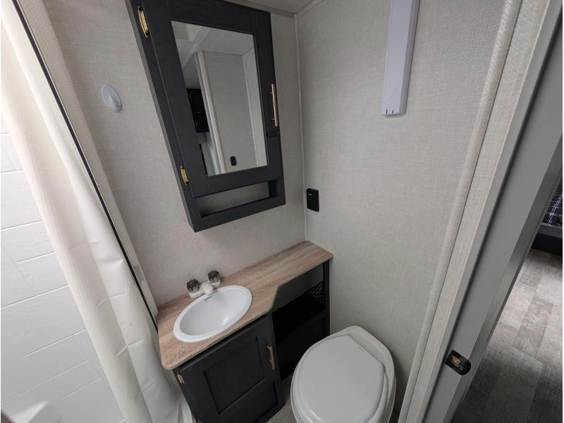 Forest River R-pod 194c 2024 alt