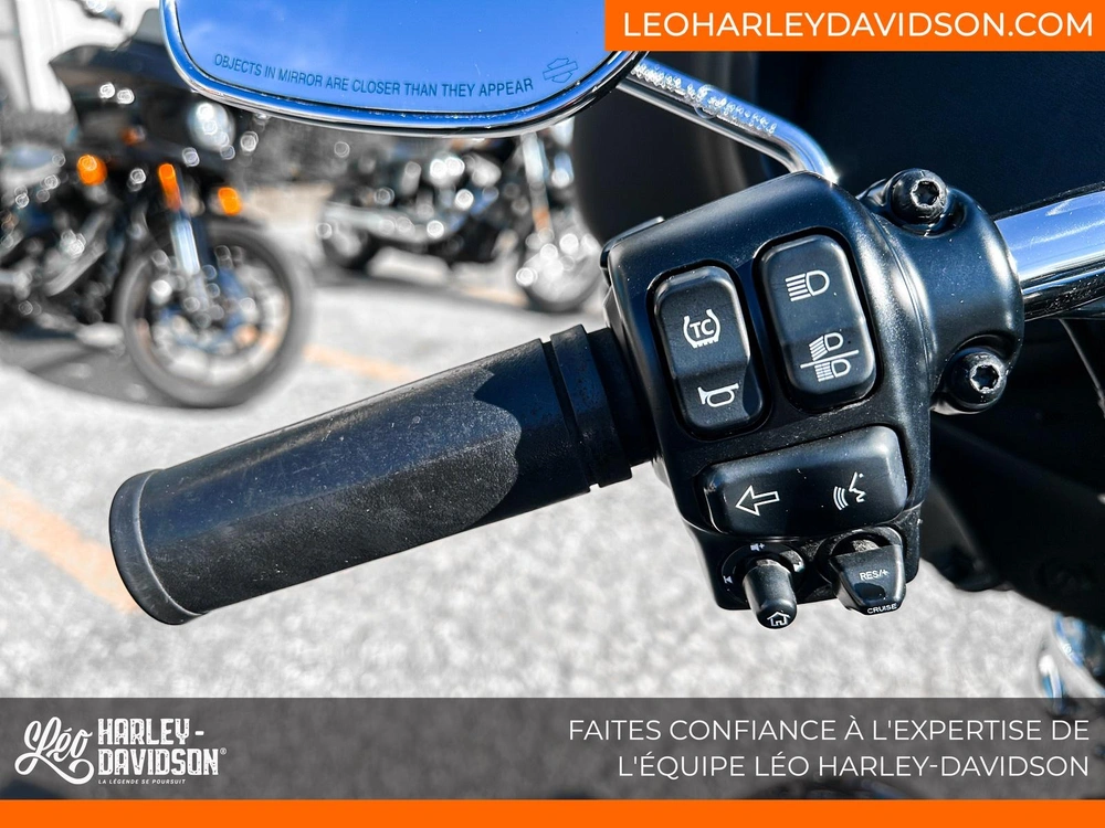 Harley-davidson Flhtcutg Tri Glide Ultra 2022 alt